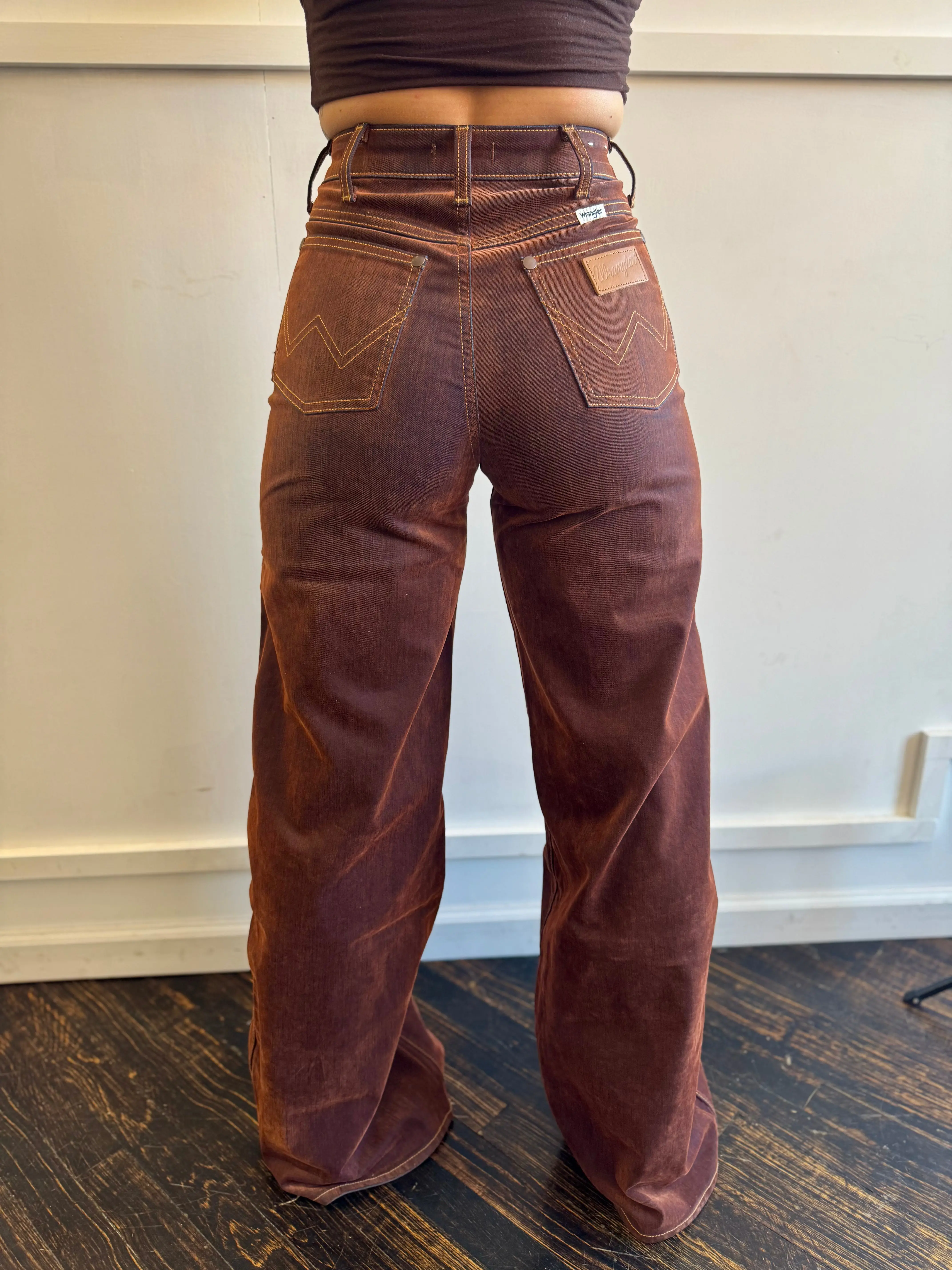 Wrangler Women's Punchy Cinnamon Flocked High-Rise Wide Leg Bottoms - Casual Loose Fit from Hip with Flat Rivets, Jeans, Trouser, Pants, Flocked Denim, Polyester, Cotton