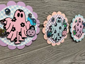 Pastel Retro Ghostie Garland