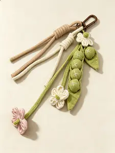 Bag Charm Hand-Crocheted Pea Pod And Flower Keychain Multiple Colors Available A Gentle, Pastoral Vibeversatile Artsy Style For Bags And Keys Suitable For Commuting, Dating, And Outings Gifts For Friends / Birthday Gifts