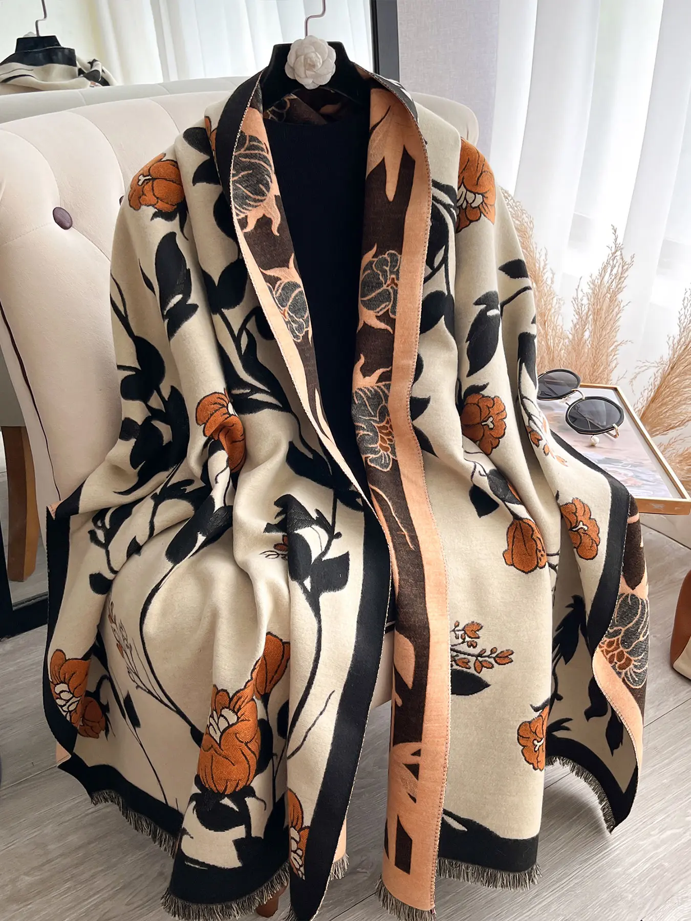 Women's Elegant Woven Scarf Shawl, Thicker Fall Winter Accessory, Chunky Scarf, Textured Blanket Scarf, Dual Color Plant Print Design, Floral Pattern Shawl, Perfect for Daily Wear & Air-Conditioned Rooms, Floral Print Scarf, Fashion Shawl