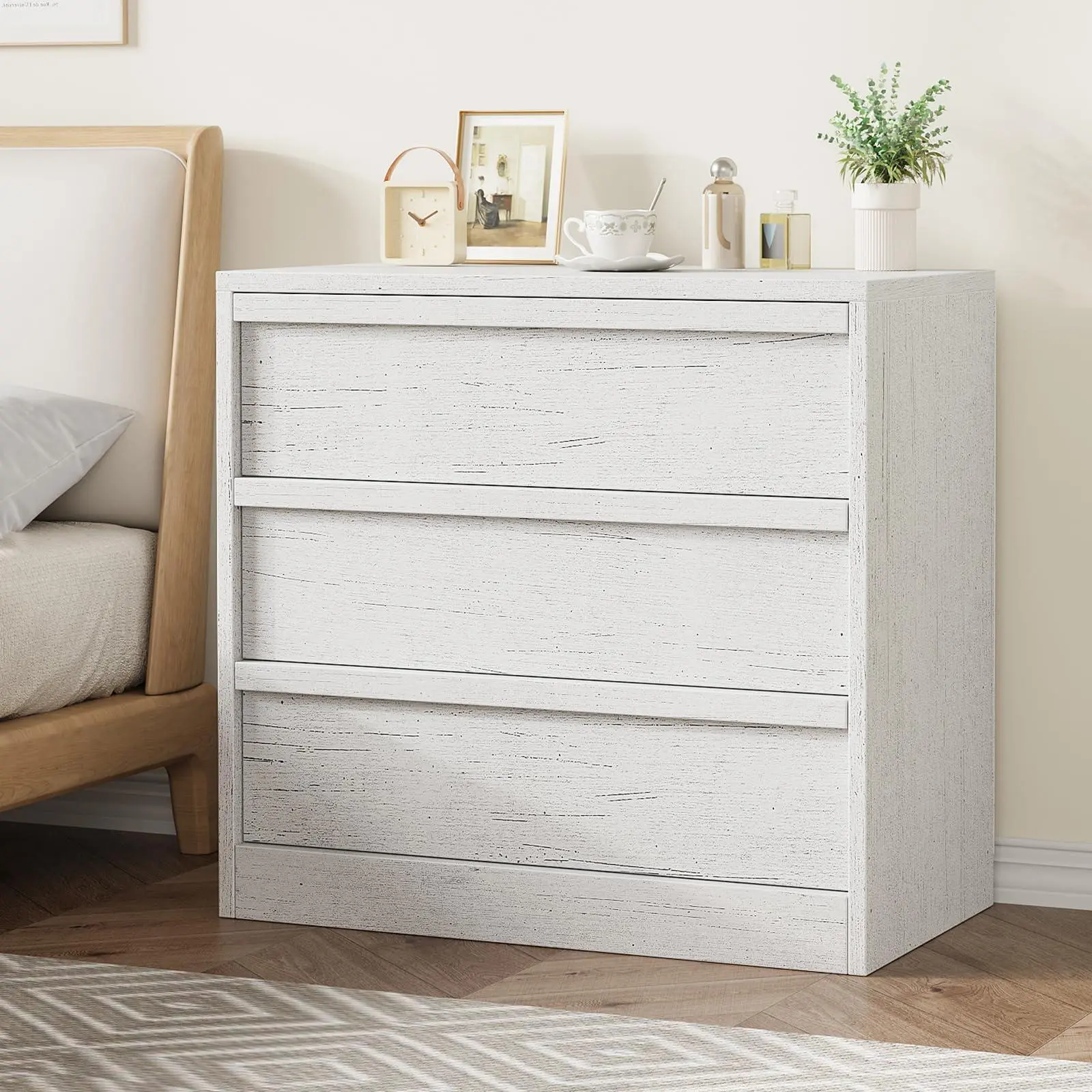 Garvee 3-Drawer Modern Bedroom Dresser with Sturdy Base - White Chest of Drawers with Large Storage, Small Indoor Furniture for Bedroom, Living Room