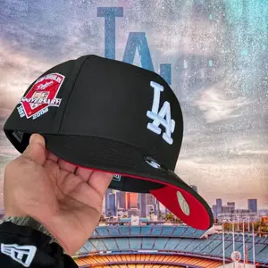 New Era Los Angeles Dodgers Anniversary Black Fitted Cap – White LA Logo, Red Under Brim, Limited Patch Edition, Structured Crown, Premium Streetwear Baseball Hat, Unisex Hip Hop Style, Urban Fashion Cap for Daily Outfit & Game Day