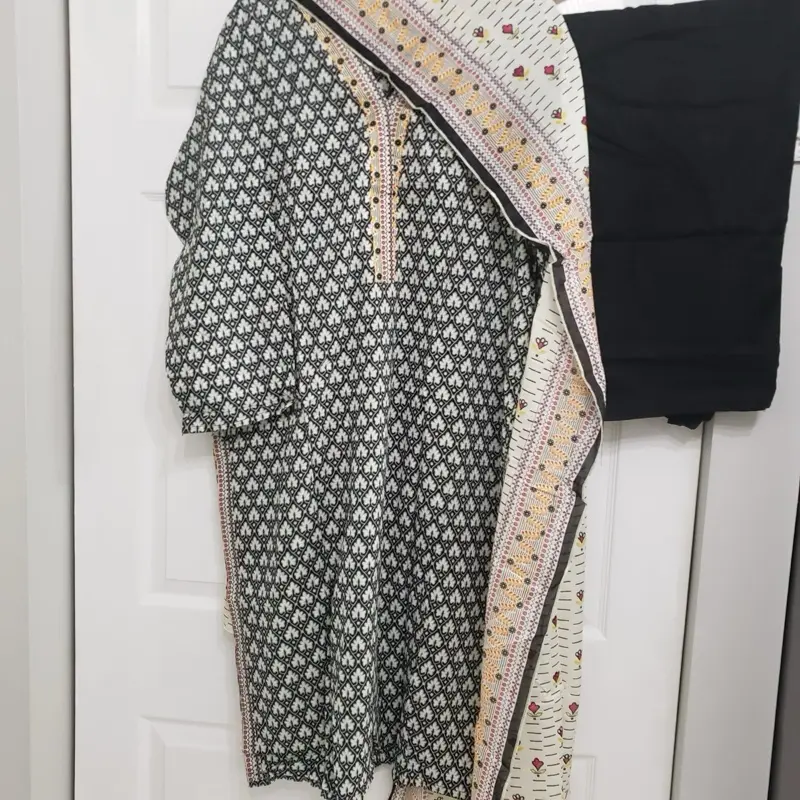 Women's 3-Piece Comfortable Elegant Lawn Clothes Set - Al Karam Studio Collection, Sleeved Shirt, Shalwar & Bottom, Chic Style for Casual Camping