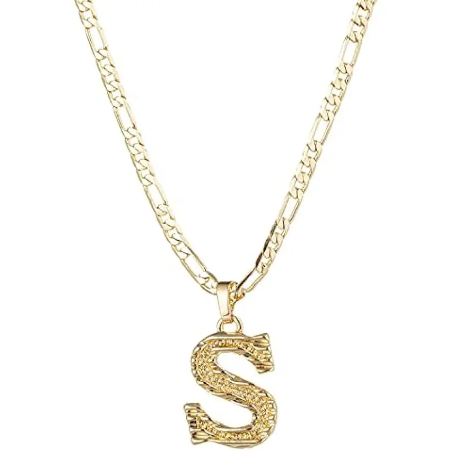 Golden Initial Letter Necklace with Zircon Heart Accent, Gothic Figaro Chain for Women, Adjustable Alphabet Pendant, Casual Birthday Gift Ideas