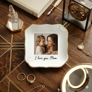 Personalized Photo Trinket Tray – Custom Ceramic Ring Dish, Mother’s Day Gift for Mom