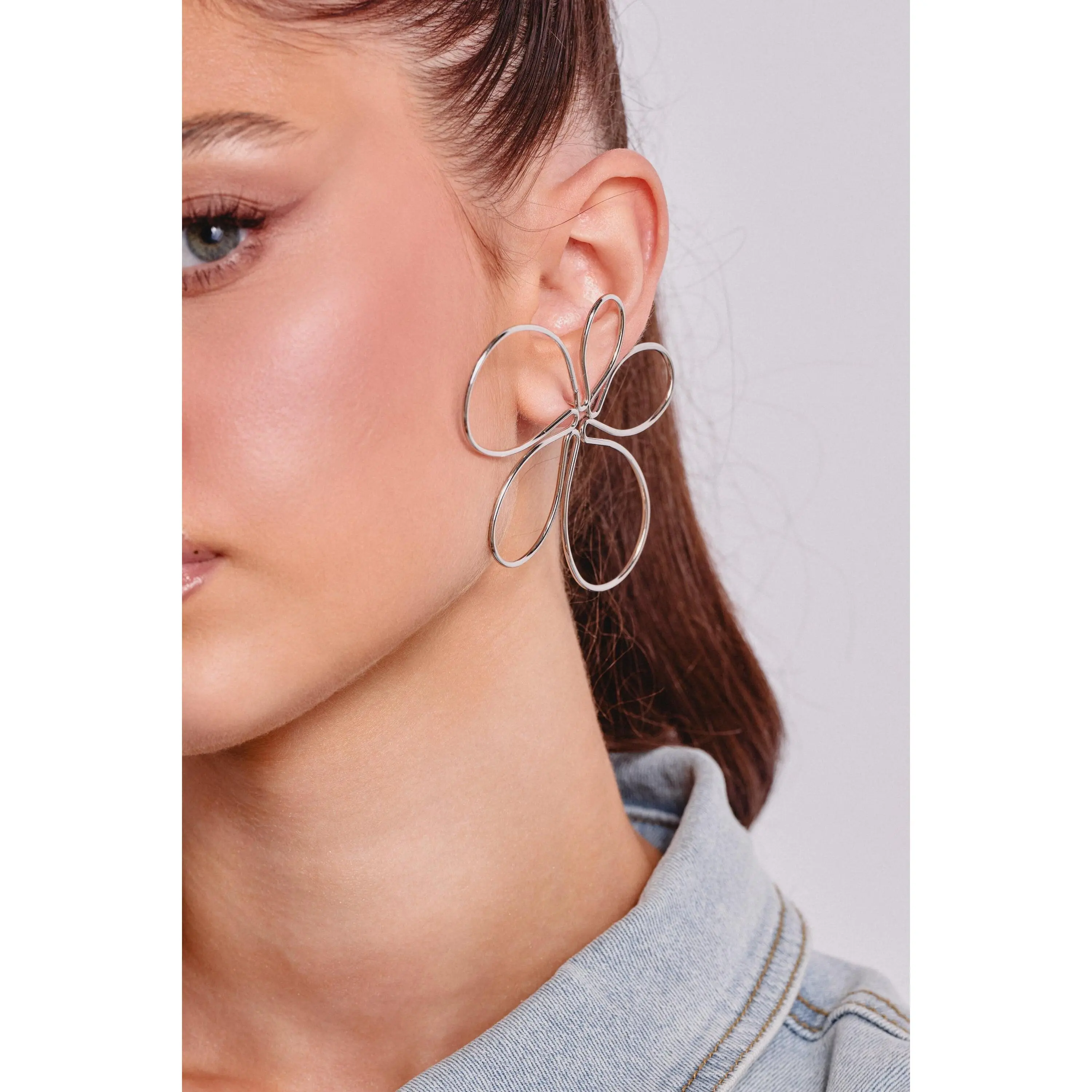 LOVEY EARRING