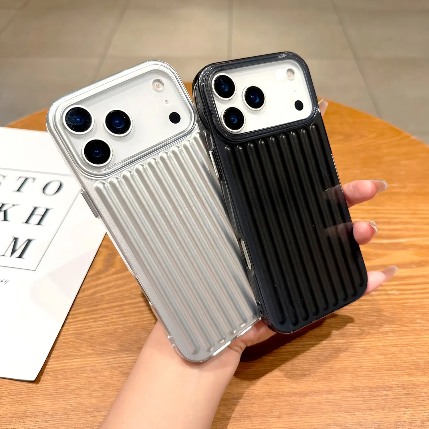 Luxury Stripe-Luggage Pattern Smartphone Bumper Cover, Shockproof Handheld Cellphone Case with Large Camera Window for iPhone 13/14/15/16/17 Series & 17 Pro/17 Pro Max, Device Protection Accessory, Devices