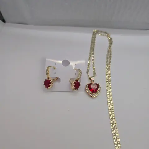 VALENTINES DAY fashion  set necklace with earrings gold plated red color beautiful hearts