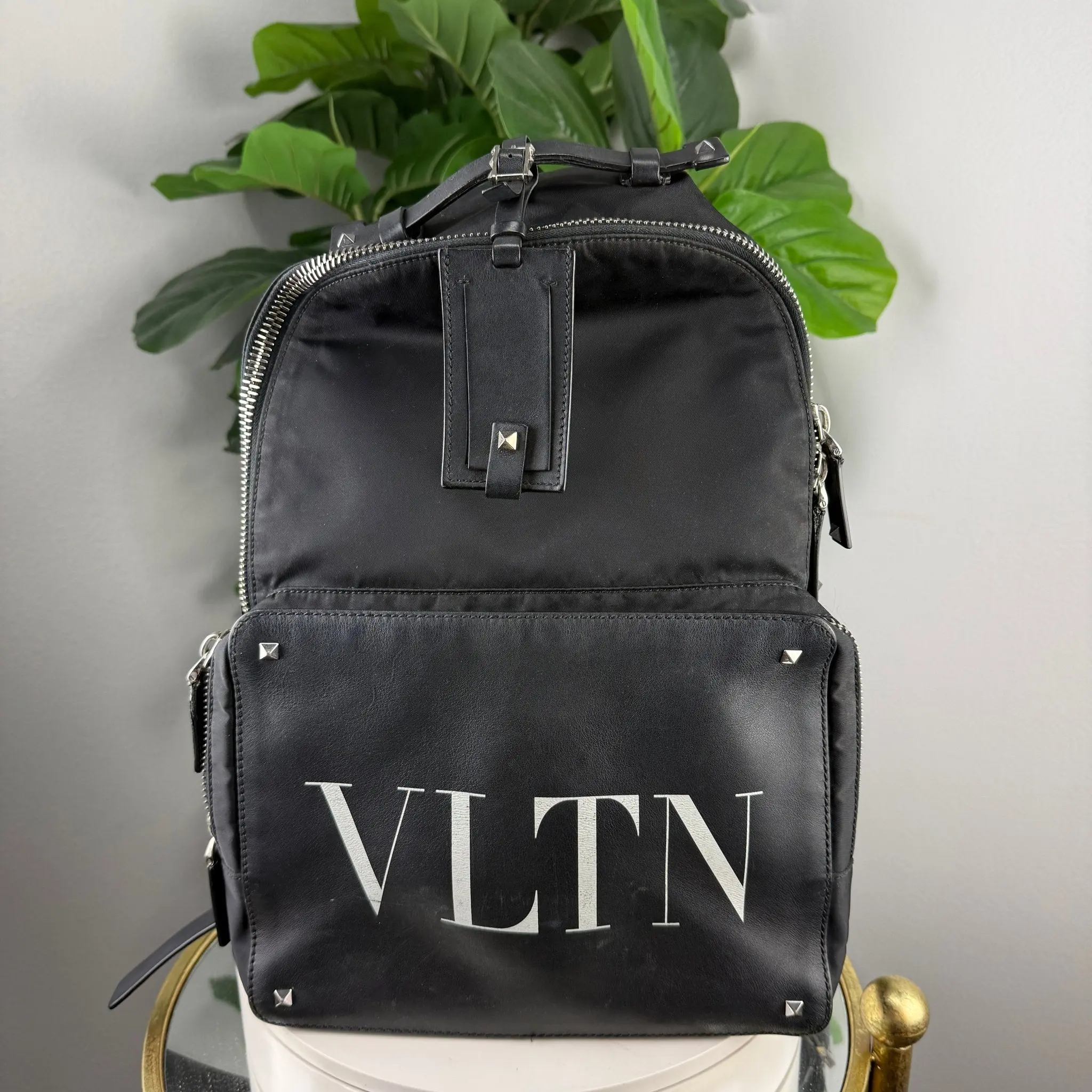 Pre-owned Nylon Backpacks Authentic Valentino Garavani VLTN Black Backpack with Good Rockstud Details