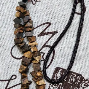 agarwood car scent/bag charm/key charm