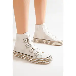 Beast Fashion Multi-Buckle Straps Studded Platform Sneakers