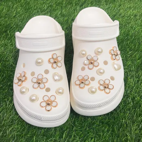 Faux Pearl & Flower Decorated Shoe Charms, Cute DIY Shoes Decoration for Women & Girls, Fashionable Shoes Decorations for Clogs, Decorative Shoe Accessories