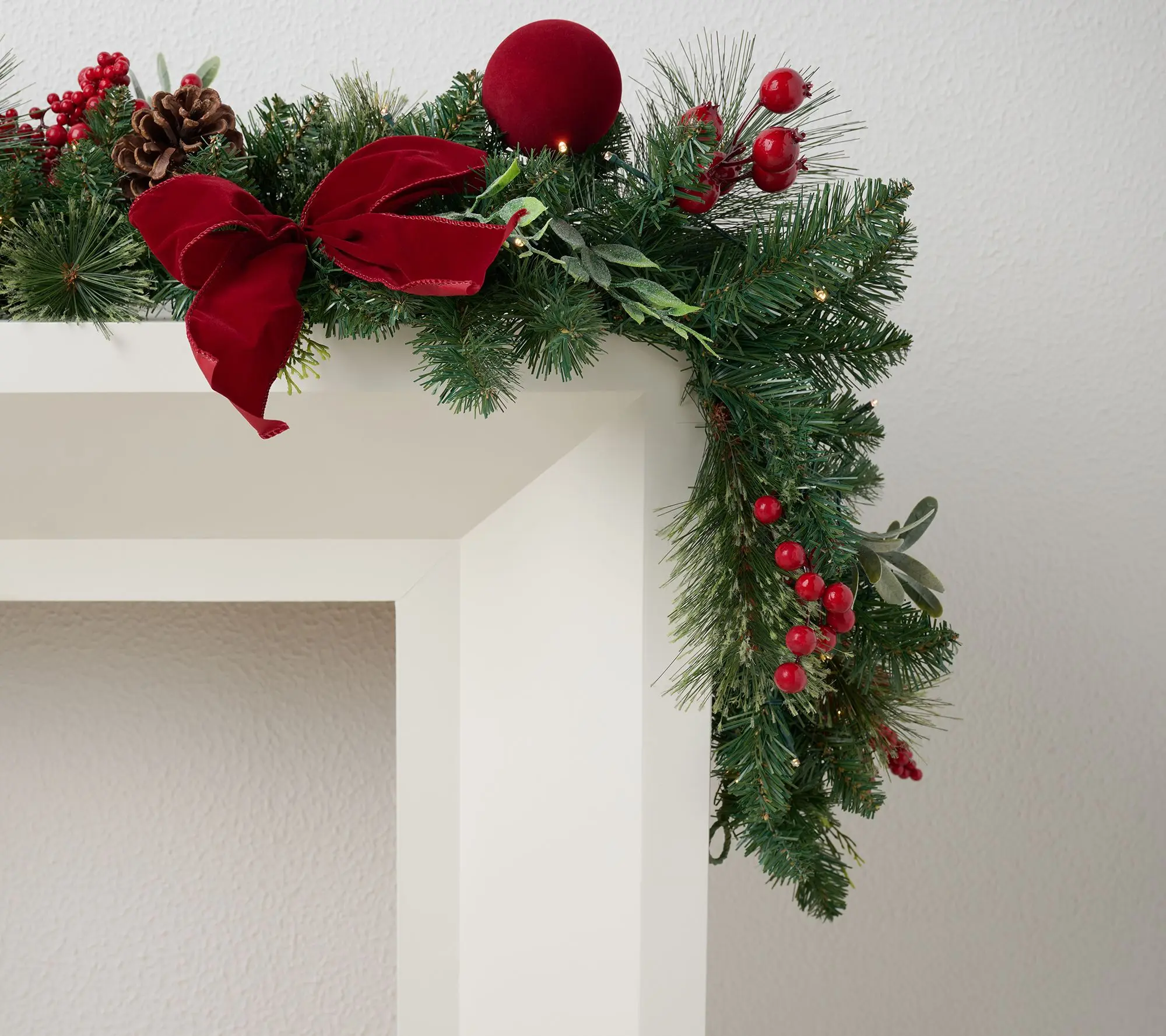 Home Reflections 72" Berry Garland