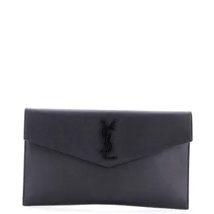Pre-owned Yves Saint Laurent Leather Clutches & Wristlets Saint Laurent Classic Monogram Envelope Clutch by Rebag