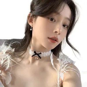 Fashionable Bowknot Necklace Bow Heart Pendant Neckchain Stylish Women Choker