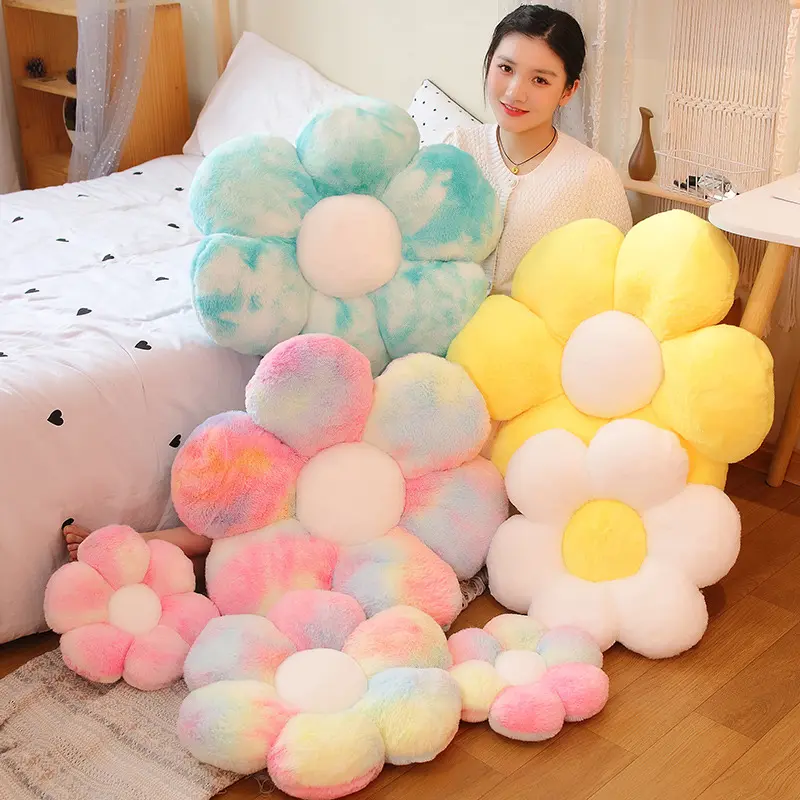 Flower Shaped Stuffed Cushion - Soft Cushions, Elegant Decorative Accent, Comfortable, Ideal for Indoor & Outdoor Home Use (Toys & Hobbies, Stuffed Toys)