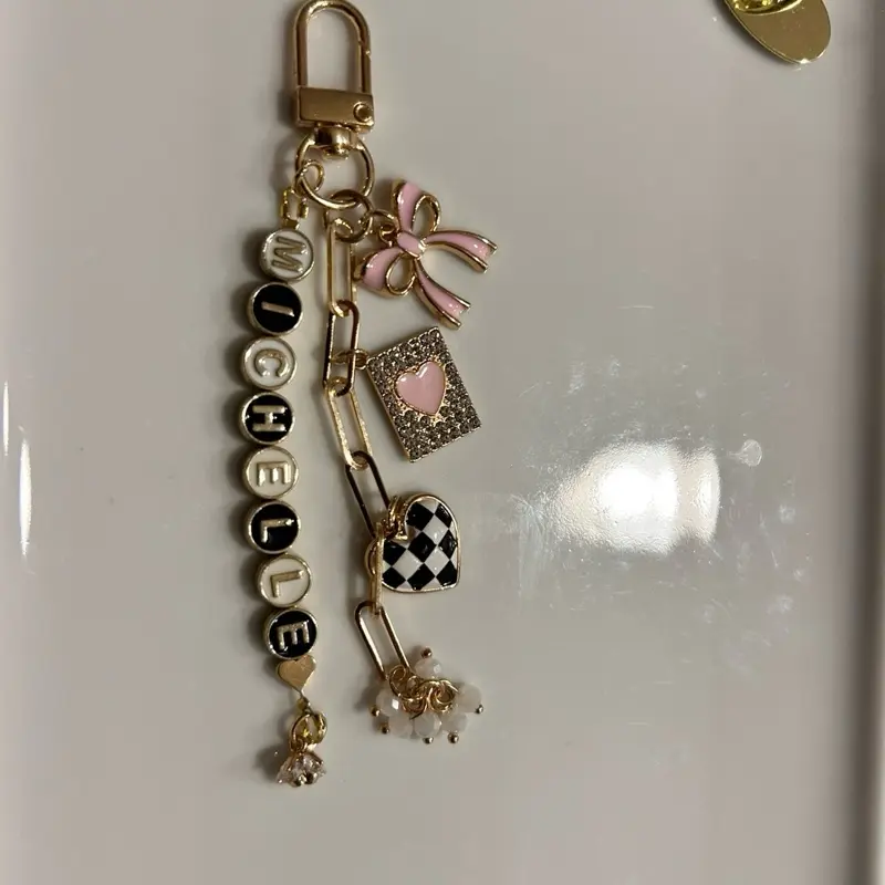 Custom Name or Bookish Phrase Kindle Charm Chain — Coquette / Dark Romance / Cowboy / Floral
