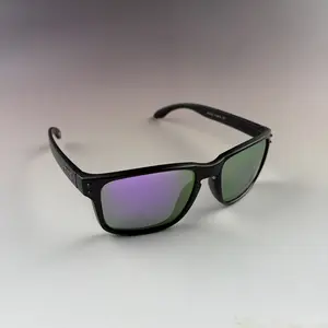 SUPKLEY Lightweight Nonpolar Sunglasses, Trendy Square Sunglasses, For Both Men And Women Square Frame Suitable For Travel And Outdoor Photography Reducing Glare And UV Rays