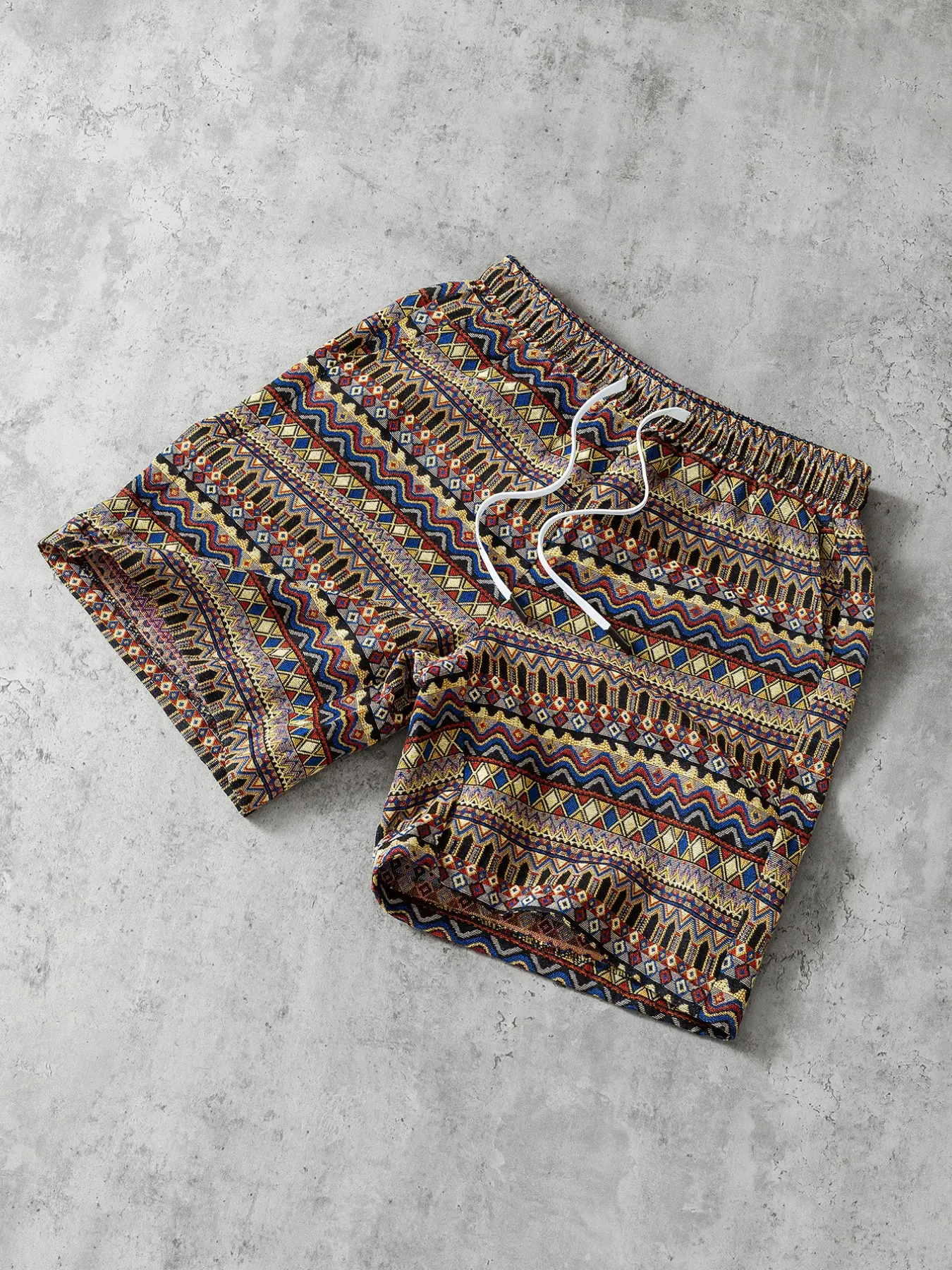 Men's Cultural Ethnic Geometric Pattern Shorts, Vintage Design, Elastic Waist Drawstring, Summer Loose Casual Beach Pants, Casual Boho Shorts, Breathable Summer Shorts, Casual Summer Clothing