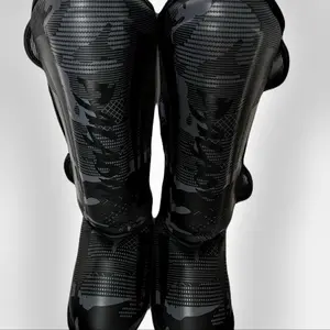 Profesional Shin Guard Pld MMA - Black Protective Gear for MMA Training - Stylish & Reliable for Serious Fighters