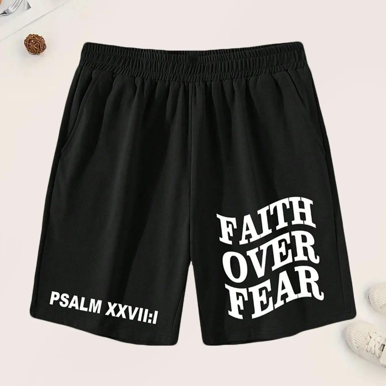 Boys’ casual shorts for teens—comfortable shorts, drawstring loose athletic shorts; men’s summer trendy clothing suitable for home and streetwear.