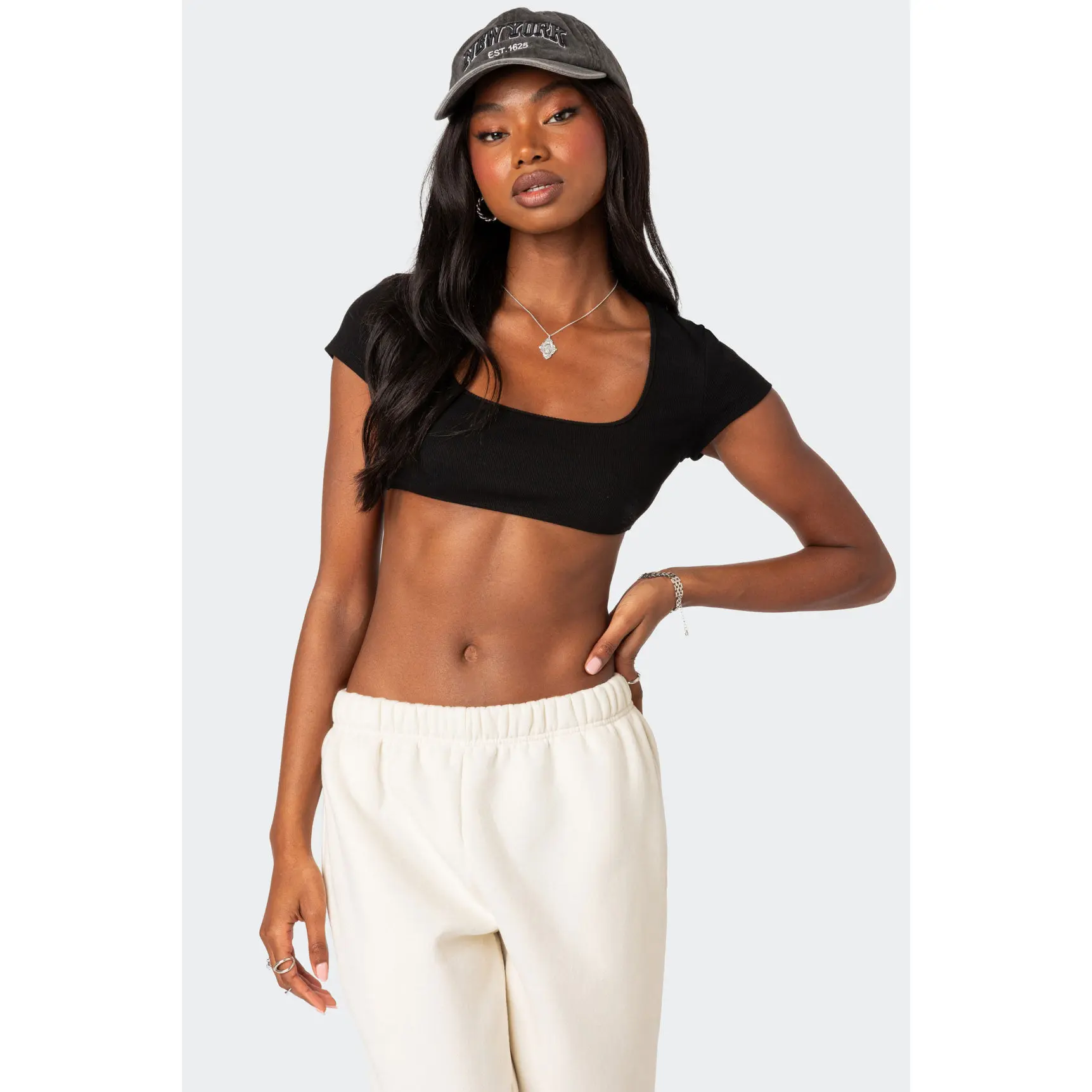 ちぃ sheller rib knit cropped tops RIB KNIT CROP TOP - White ちぃ sheller rib knit cropped tops RIB KNIT CROP TOP - White