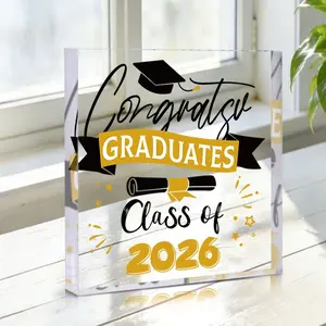 1pc Graduation Season Gift, Congrats Graduates Class of 2026 Acrylic Desk Decor, Novelty Desk Decor with Bachelor'S Cap and Scroll Pattern, Graduation Gift for Friends and Classmates, Suitable for Office Decor, Home Decor