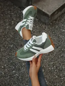 New Casual Women's Thick Sole Sports Shoes, Outdoor Sports Sneakers, Breathable Comfort, All Season Wear, PU Leather Upper, Rubber Sole, Print Pattern, Trendy Walking Sneakers