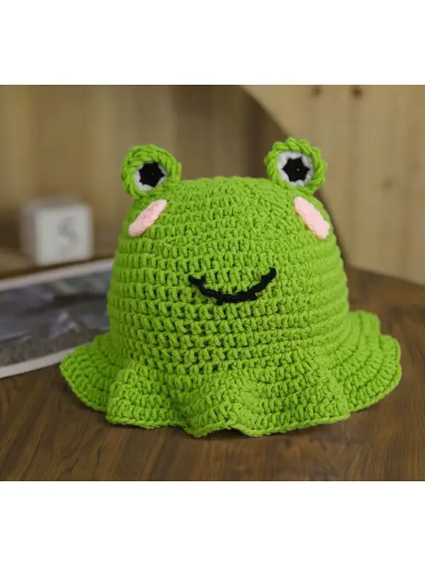 Handmade Crochet Frog Beanie, Cute Green Frog Knit Bucket Hat, Windproof & Warm Headwear Suitable for All Seasons