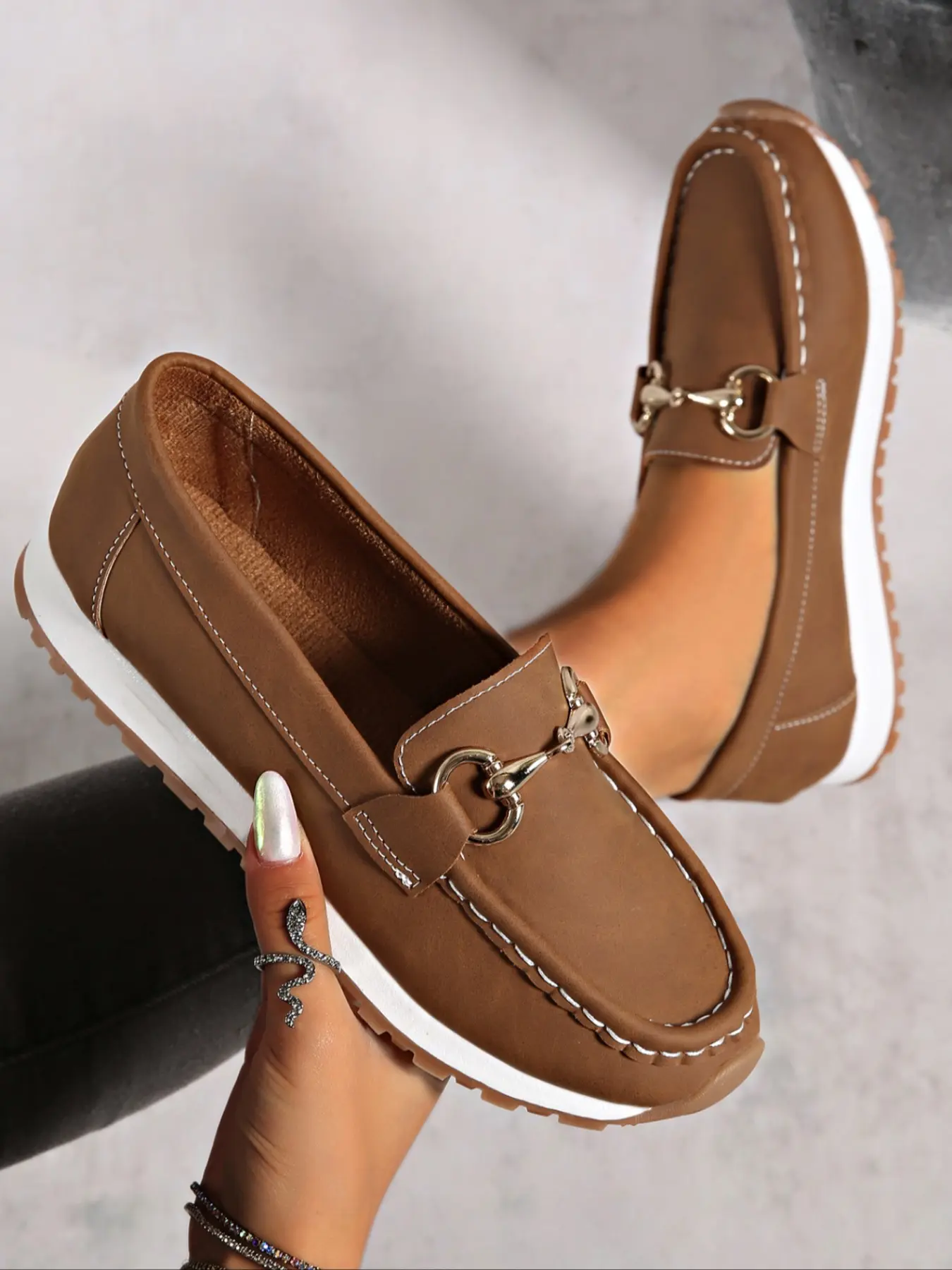 Women's Trendy Affordable Loafers with Metal Buckle Decoration, Retro Vintage Fashion Style, Soft & Durable, Easy to Match, Versatile Fashion Shoes, Perfect for Daily Commuting or Casual Outings