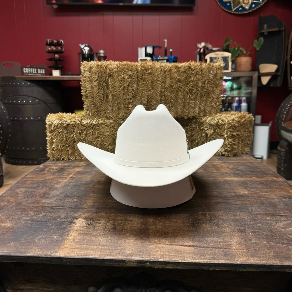 Cuernos Chuecos 6X chaparral white felt hat