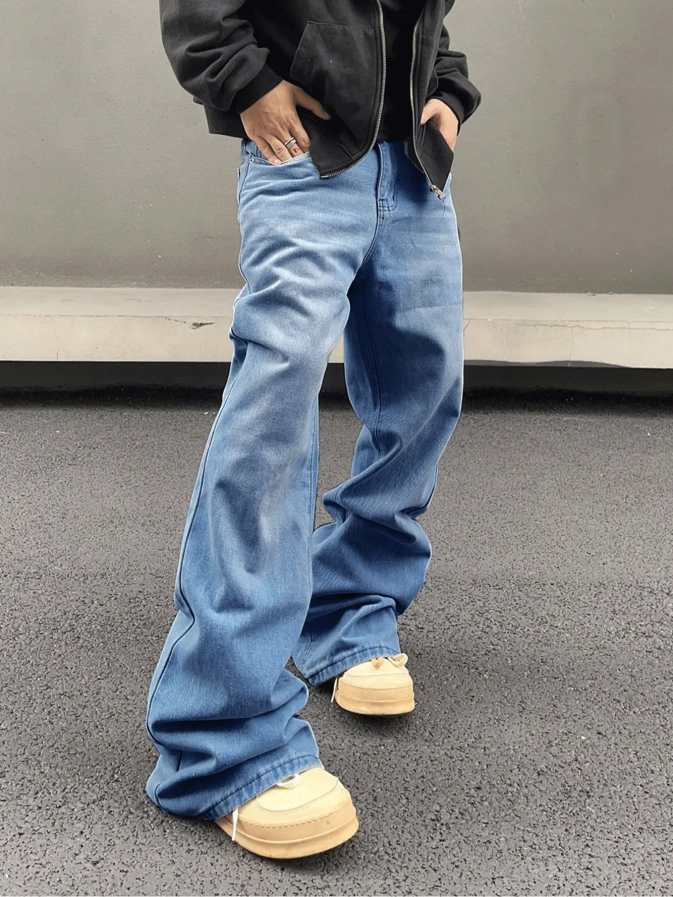 Men's Casual Street Style Loose Straight Leg Medium Wash Denim Jeans Pants, Casual Denim Trousers, Flared, Durable Fashion Design, Perfect for Daily Wear & Comfortable Fit, Menswear, Streetwear