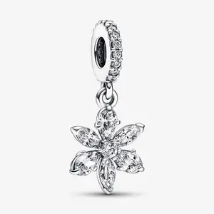 Sparkling Herbarium Cluster Dangle Charm