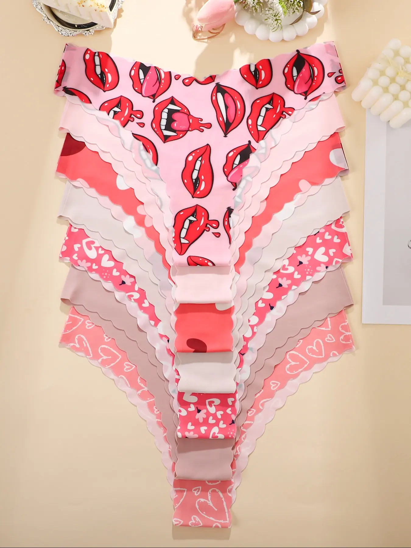 Sweetheart Cute 7-Pack Triangle Pants, Elegant Soft Panties, Heart & Lip Print, V-Shape Wave Waistband, High Stretch Skin-Friendly Fabric, Yoga Fitness