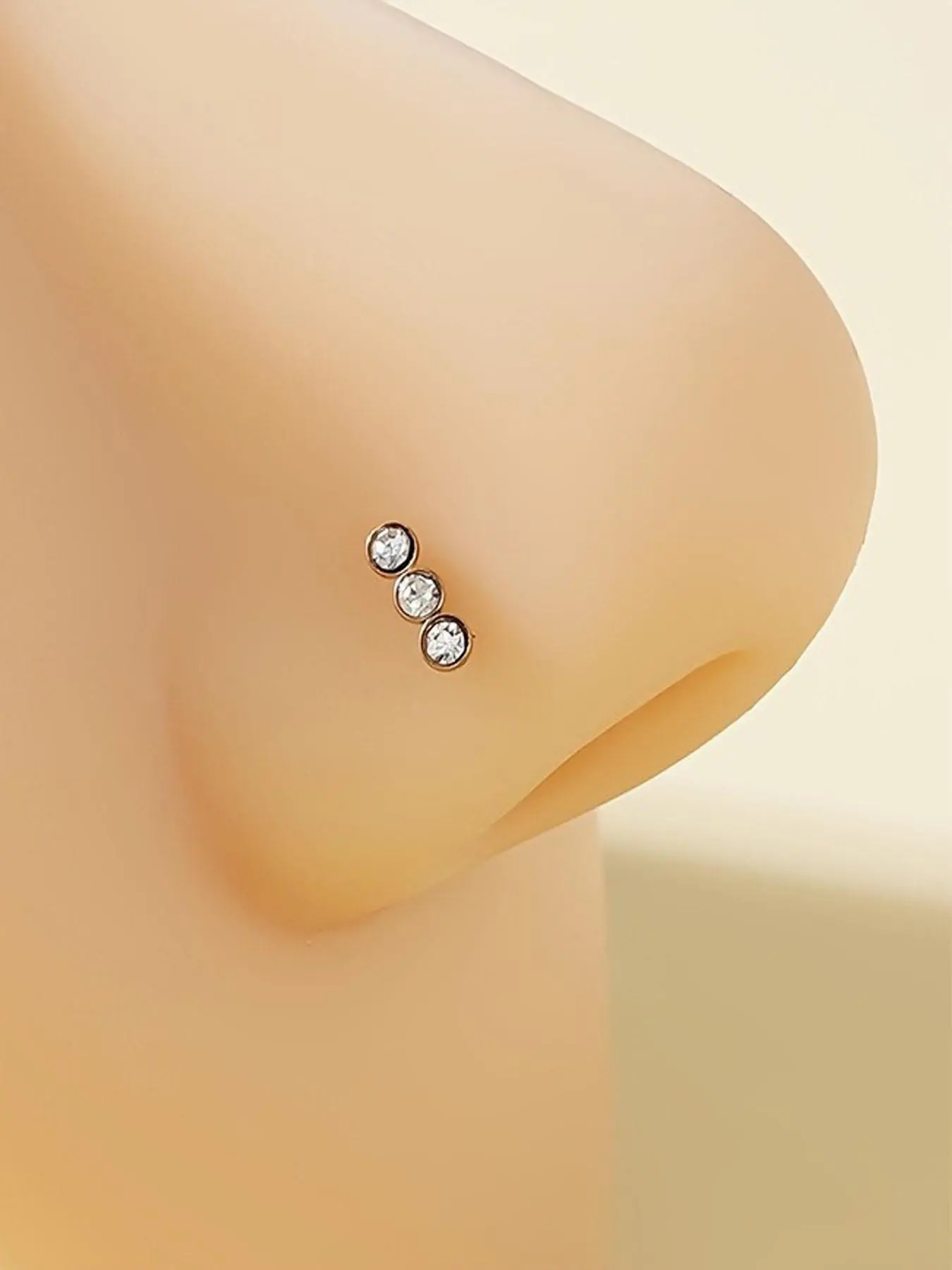Rhinestone Decor Nose Stud, Stainless Steel Nose Ring, Nose Rings Studs, Septum Jewelry, Septum Rings, Fashion Body Piercing Jewelry for Women & Men, Trendy All-match & Exquisite Jewelry for Birthday Gift