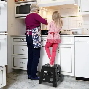 13-Inch Folding Step Stool, Non-Slip Foldable Foot Stool for Kids and Adults, Portable Plastic Step Stool with Handle, Indoor Outdoor Use, Kitchen Step Stool, Durable Plastic Stool, Plastic Portable Footstool