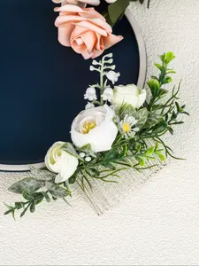 Floral Hairstyle Accessories for Weddings and Ceremonies, Elegant Headpieces for Brides and Graduates, Boho Fashion for Summer