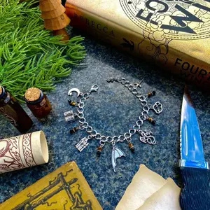 Fourth Wing Inspired Metal Charm Bracelet, Romantasy Jewelry, Booktok, Violet Sorrengail, Onyx Storm