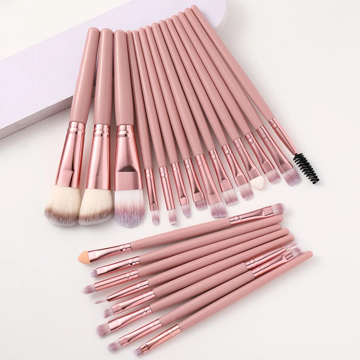 22 soft hair makeup brush set, including eye shadow brush, facial brush, powder brush, powder blusher brush, eyebrow brush, etc., a complete makeup tool suitable for beginners, students and travel