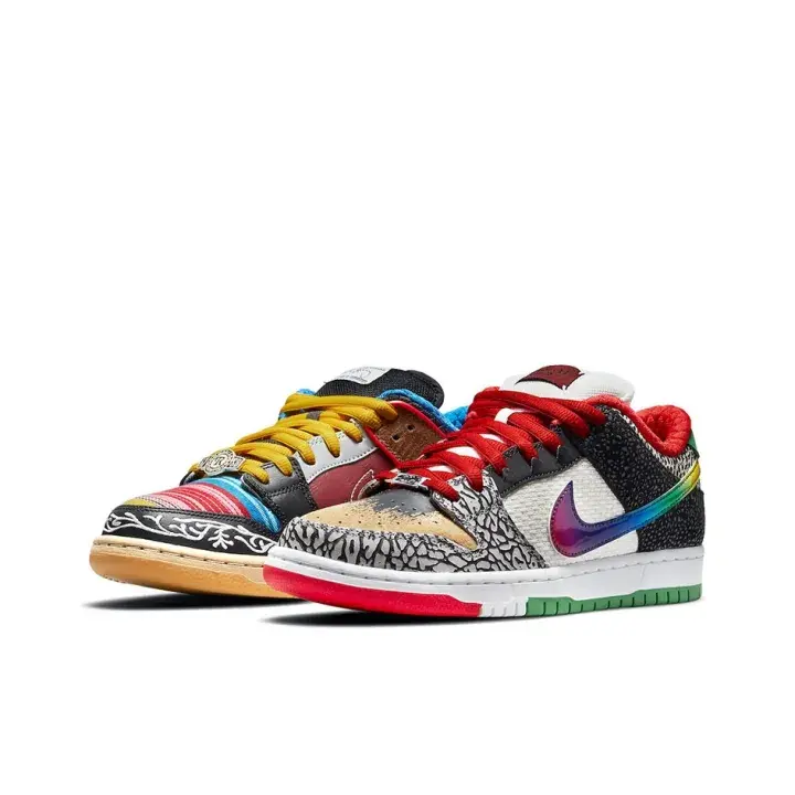 Low-top casual sneakers perfect for street photography & downtown hangouts, premium suede leather crackle mismatched multi-hue colorblock silhouette, ventilated perforated toe inserts, sturdy dual-tone rubber outsole for all-day cushioned wear