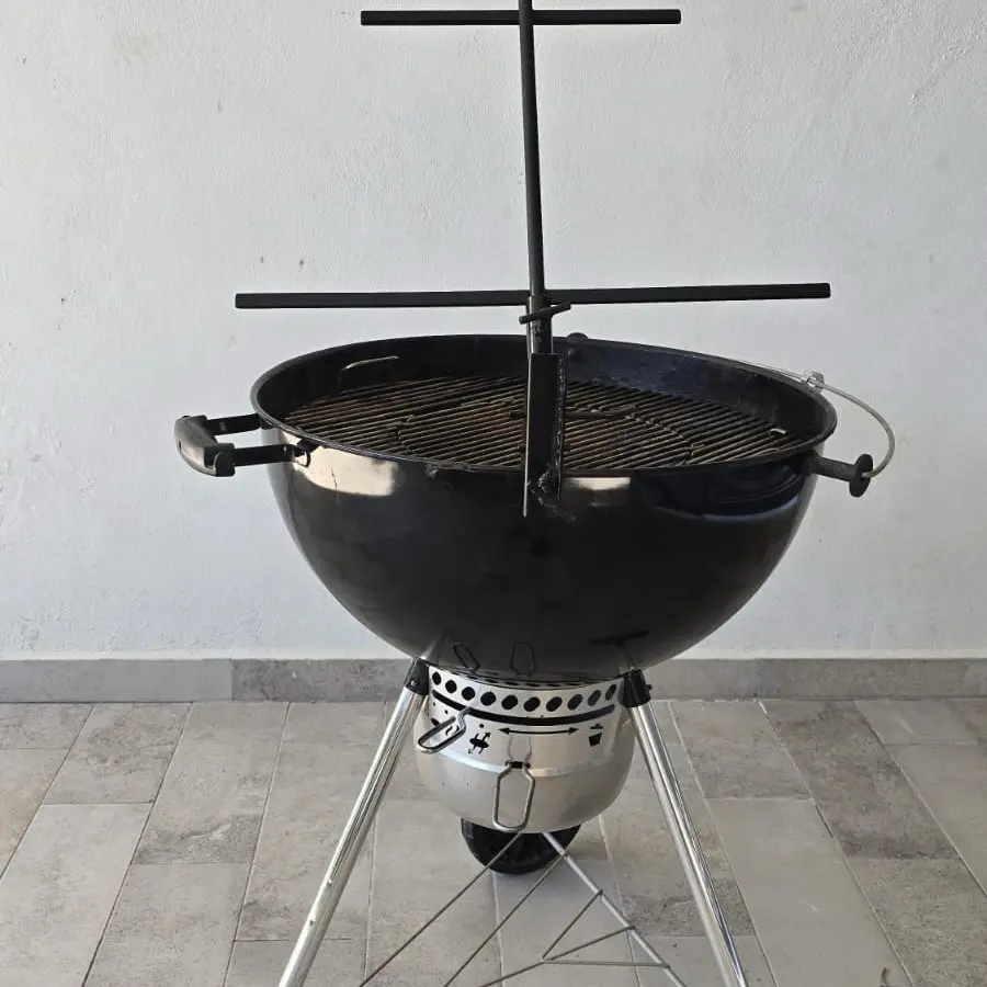 Estaca for Weber and Grill