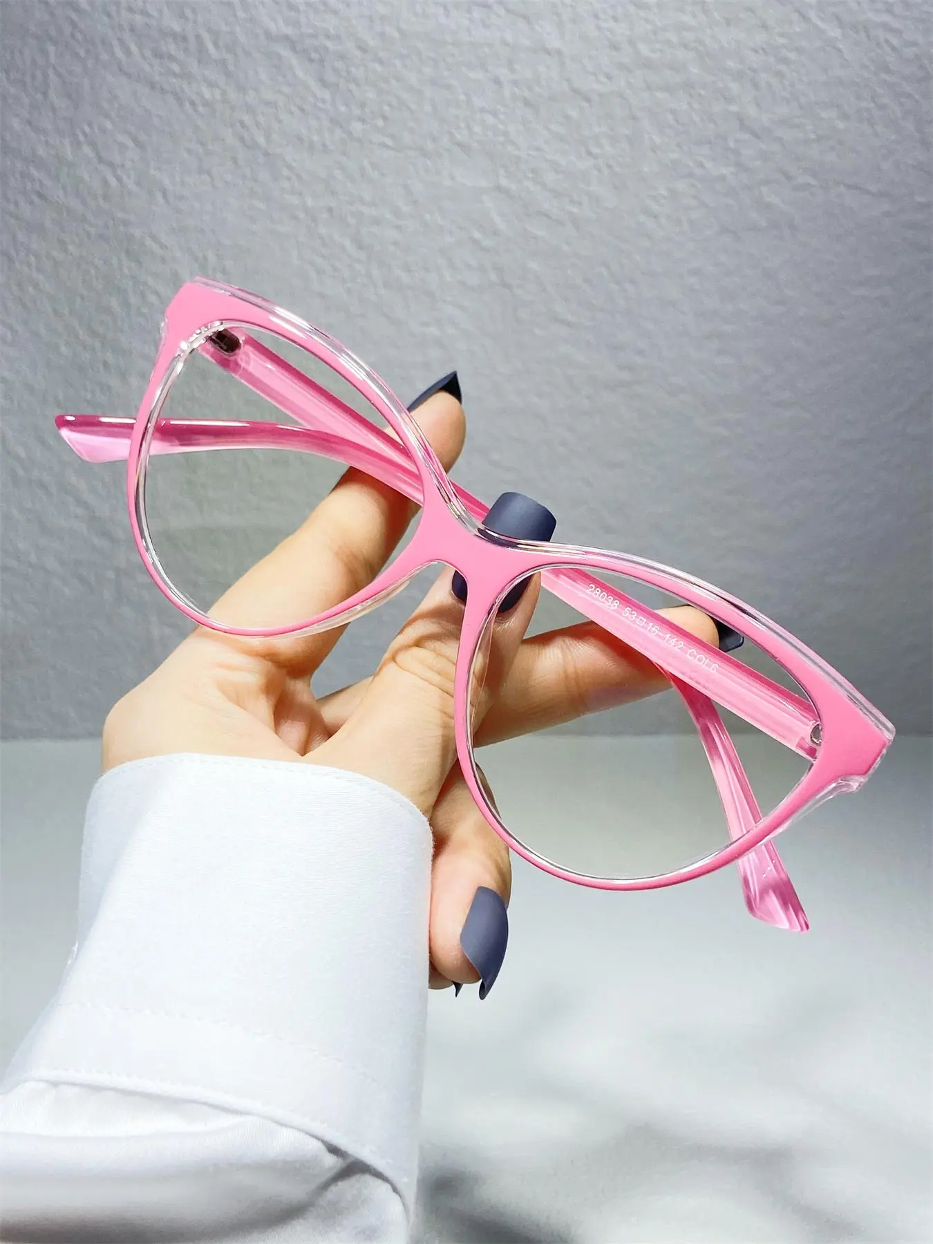 1 Pair Simple Eyeglasses for Everyday Use, Cat Eye Frame Fashion Eyeglasses, Casual Stylish Glasses, Travel Accessories for Women & Men, Fashionable Frames Glasses