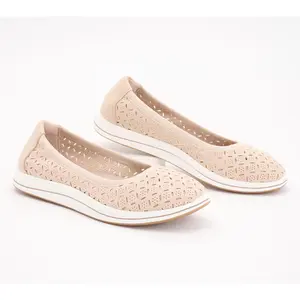 Clarks Cloudsteppers Stretch Slip-On Breeze Roam