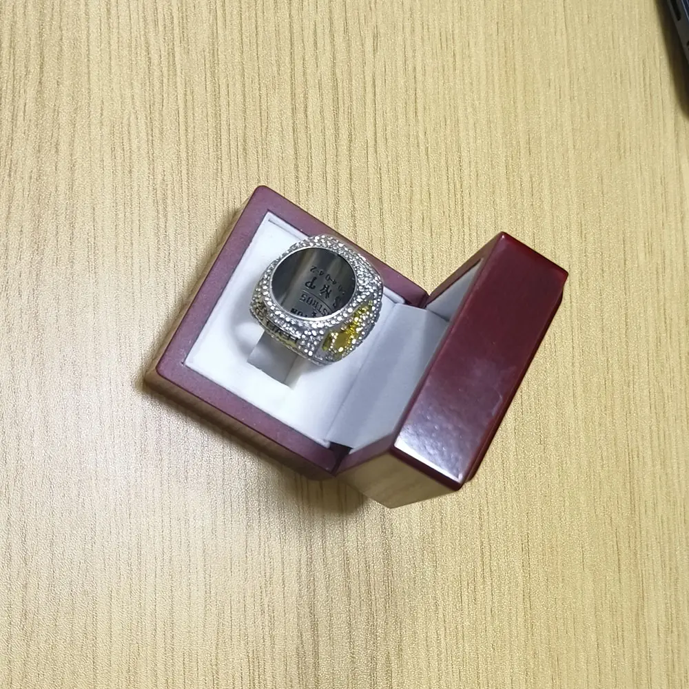 TKR 2022 RING AND BOX SET