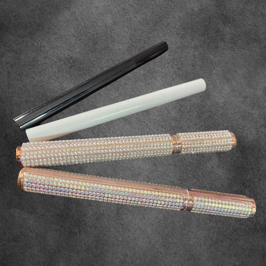 Lash glue liners