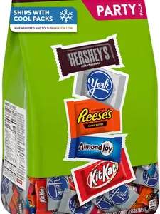 Hershey Assorted Chocolate Flavored Snack Size, Halloween Candy Party Pack, 33.43 oz Bonbon Sweet