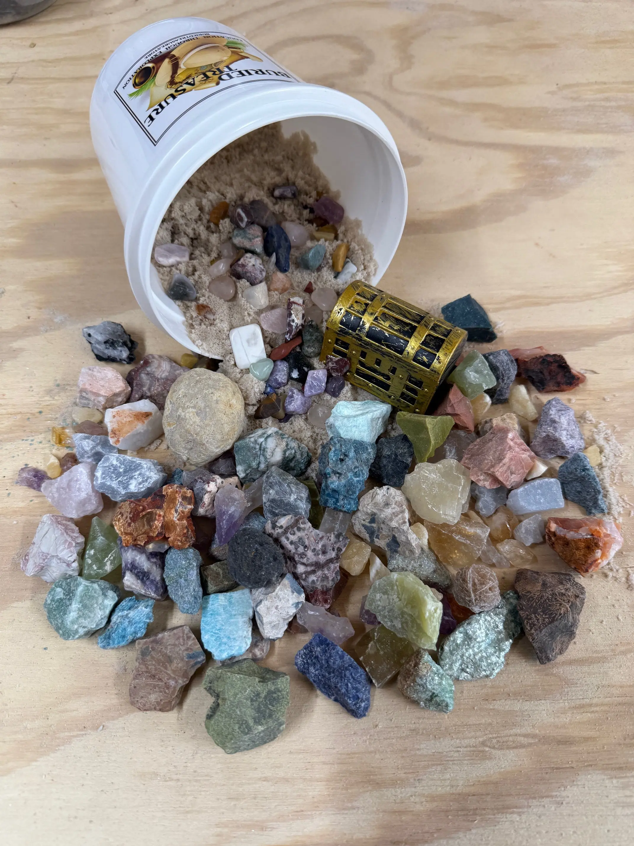 THE MINI MINER - QUART SIZED NATURAL CRYSTAL RAW STONE MINING BUCKET THE MINI MINER - QUART SIZED NATURAL CRYSTAL RAW STONE MINING BUCKET