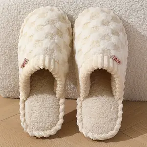 Fluffy Christmas Slippers Women's Winter Plush Slippers Soft Non-Slip Indoor House Shoes Beige Flipflop Slide Footwear