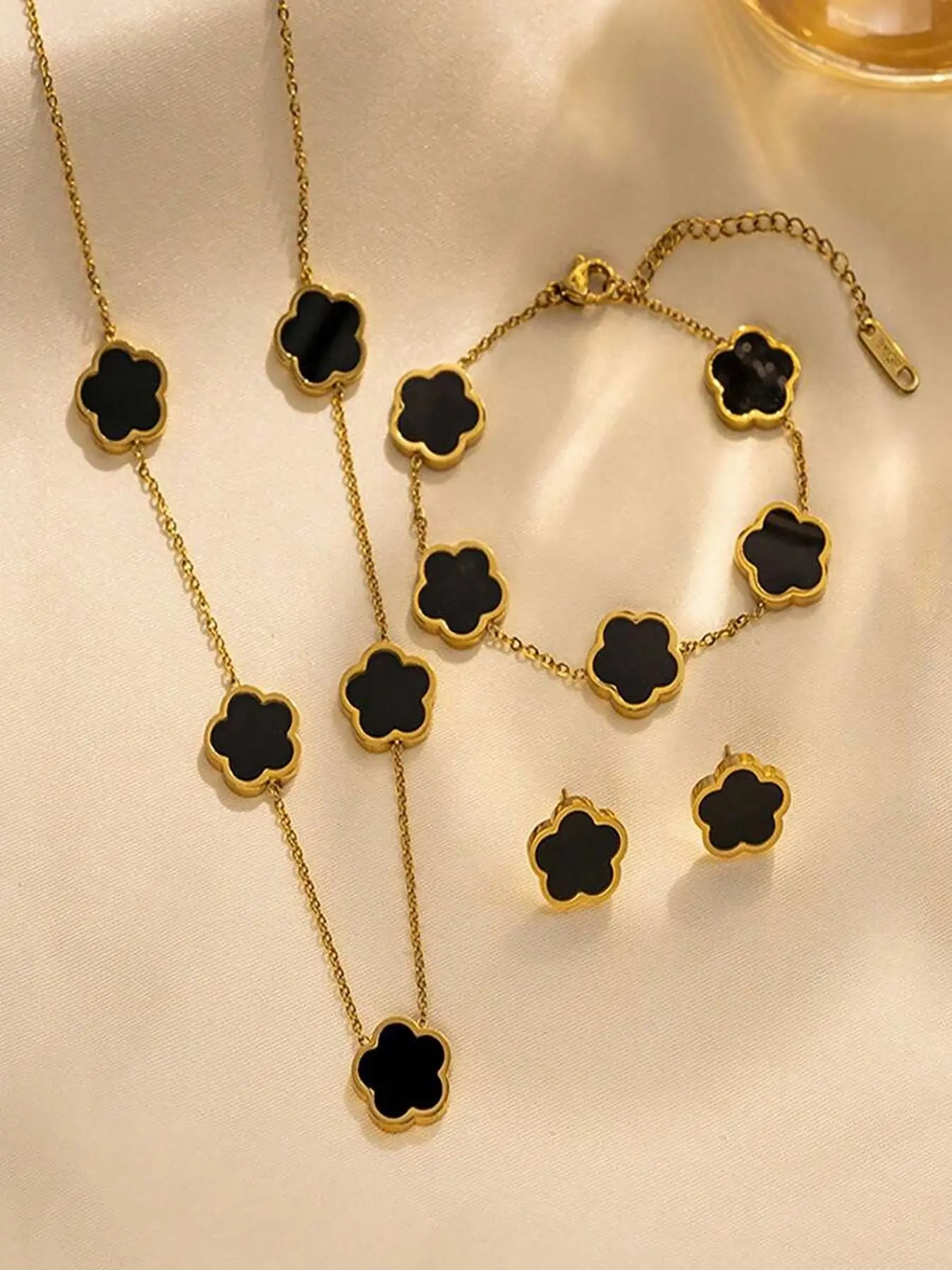 Stainless Steel 18K Gold Plated Jewelry Set(Earrings, Bracelet, Necklace), Floral, Fashionable & Elegant For Casual, Vacation Wear, Waterproof & Fade Resistant, Waterproof Jewelry Sets, Jewellery Gift Set