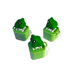 Frog Croaking Keychain,Duck quacking  Keychain,Funny Frog Croaking Hat Keychain, Realistic Sounding, Cute Animal Sound Generator, Helps with Concentration and Relaxation, Virus Stress Relief Keychain